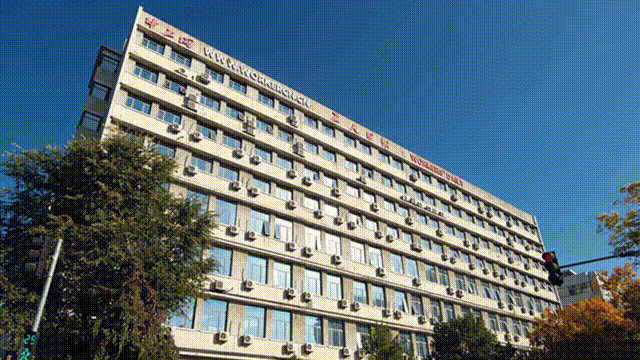 動圖4張.gif 動圖4張.gif