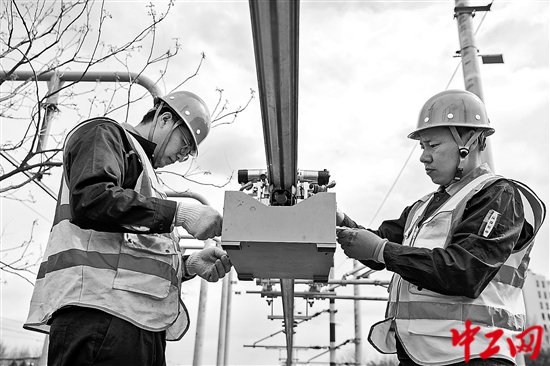 2966543_tpzz_1746513282980_b